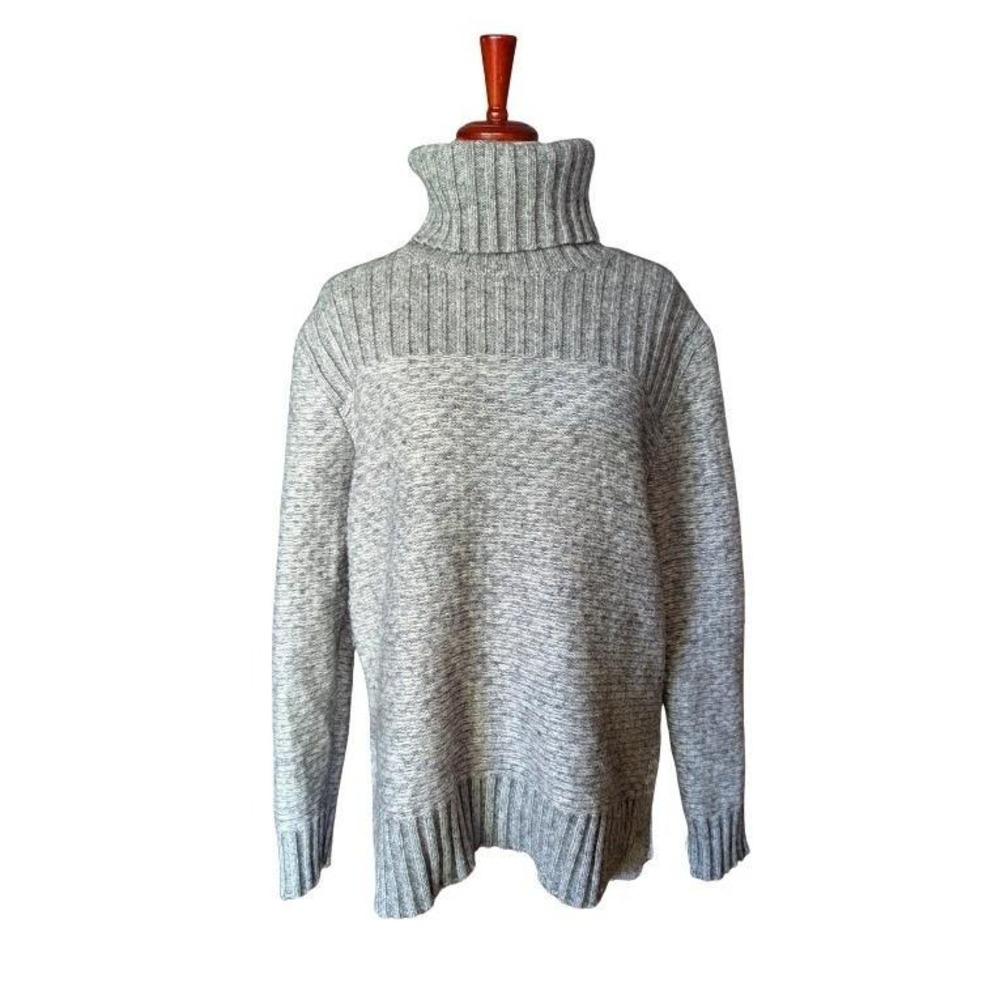Banana Republic Large Grey Merino Wool Blend Italian Yarn Turtleneck Sweater‎